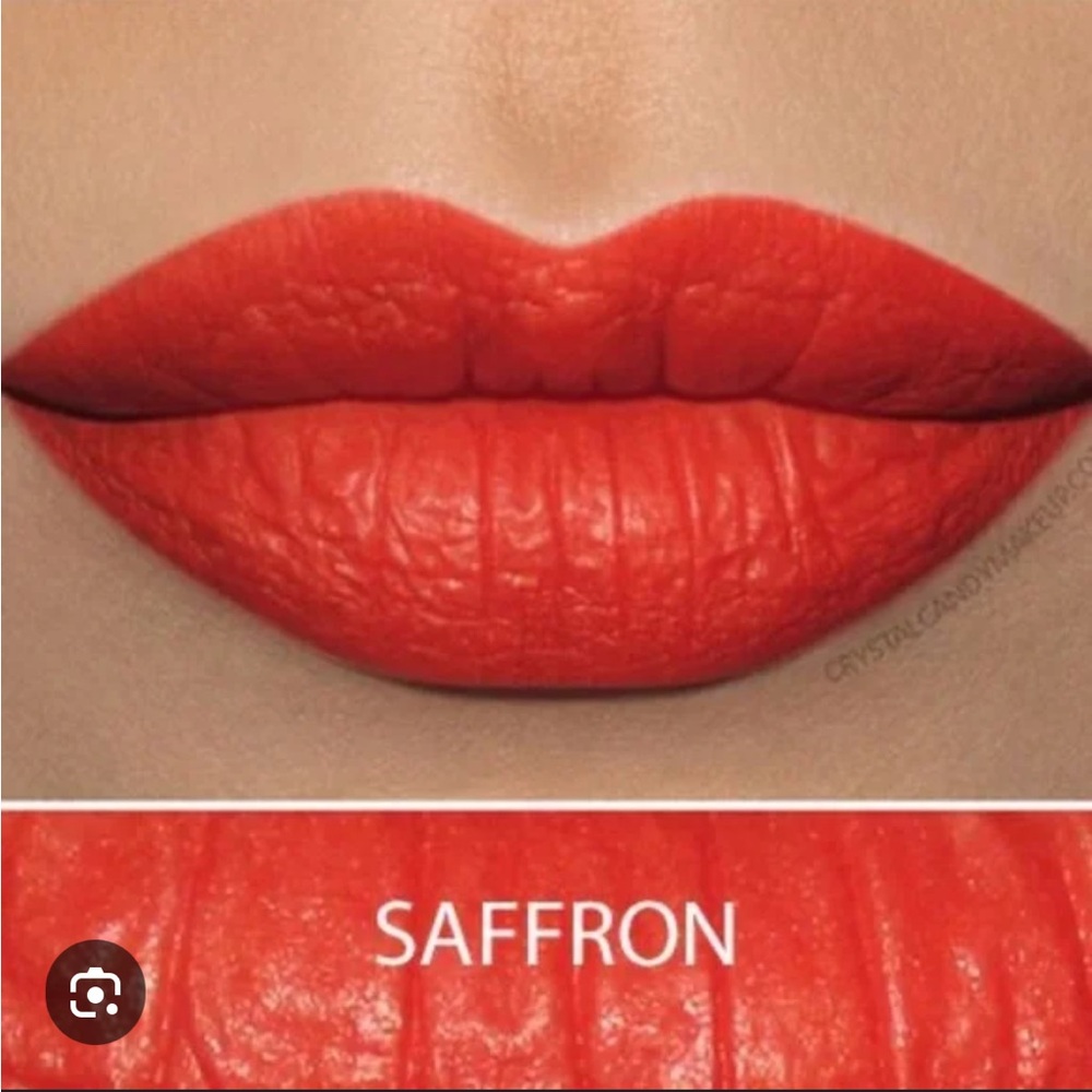 bareMinerals Long Wear Lipstick in Saffron